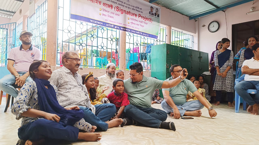 রোটারী ক্লাব এর ধারাবাহিক সহযোগিতা